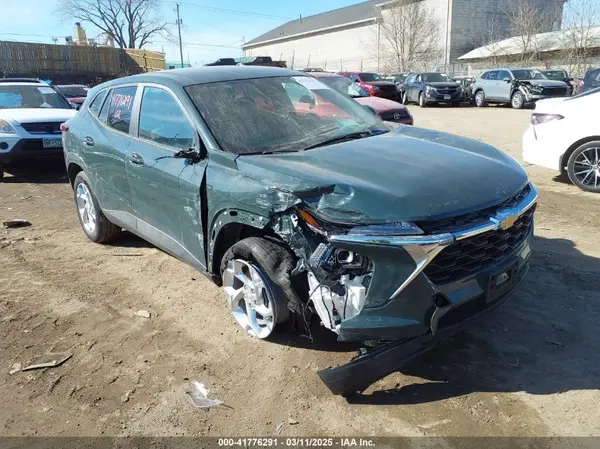 KL77LFEP0SC062964 2025 CHEVROLET TRAX - Image 1