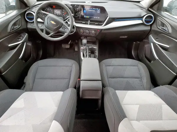 KL77LFEP0SC103223 2025 CHEVROLET TRAX - Image 8