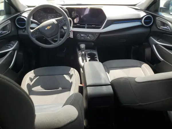 KL77LFEP0SC108521 2025 CHEVROLET TRAX - Image 8