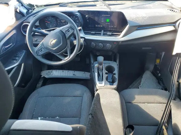KL77LFEP0SC291662 2025 CHEVROLET TRAX - Image 8
