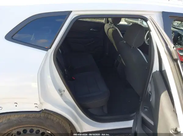 KL77LFEP0SC294612 2025 CHEVROLET TRAX - Image 8