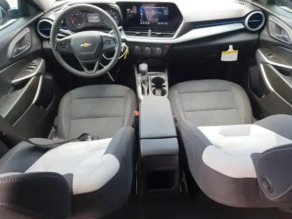 KL77LFEP0TC110884 2026 CHEVROLET TRAX - Image 8