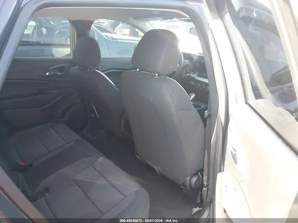 KL77LFEP1SC046045 2025 CHEVROLET TRAX - Image 8