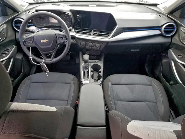KL77LFEP1SC064500 2025 CHEVROLET TRAX - Image 8