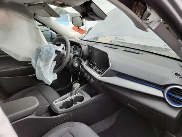 KL77LFEP1SC085749 2025 CHEVROLET TRAX - Image 8