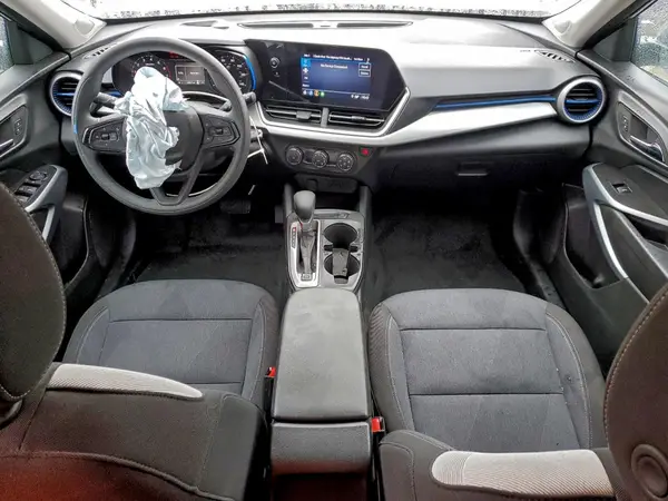 KL77LFEP1SC092989 2025 CHEVROLET TRAX - Image 8