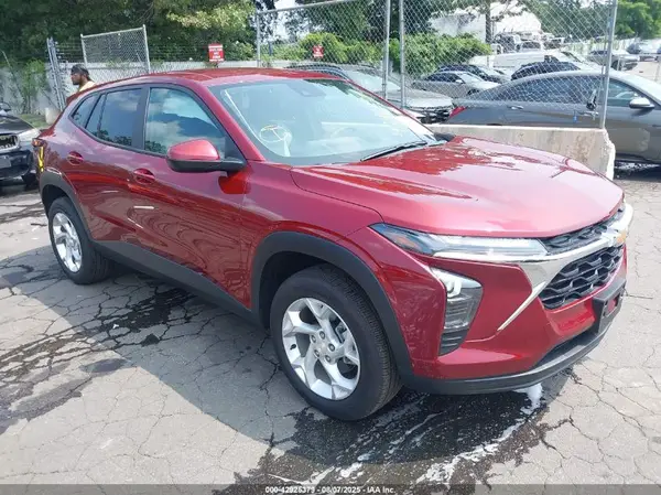 KL77LFEP1SC130446 2025 CHEVROLET TRAX - Image 1