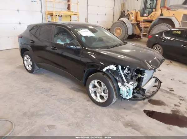 KL77LFEP1SC139003 2025 CHEVROLET TRAX - Image 1
