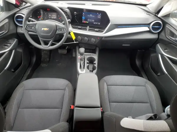 KL77LFEP1SC178240 2025 CHEVROLET TRAX - Image 8