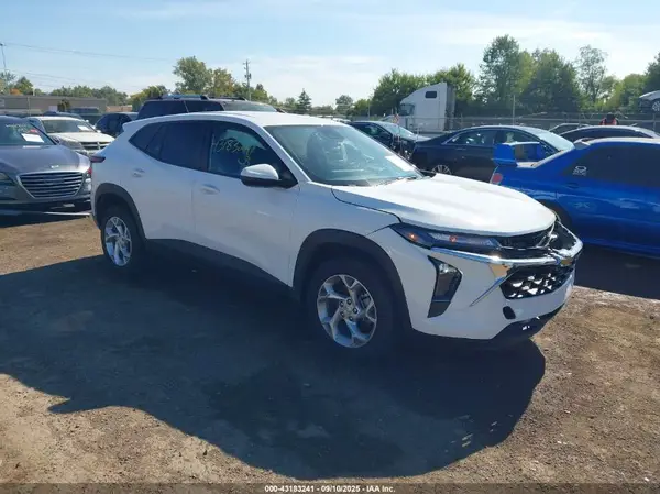 KL77LFEP1SC181249 2025 CHEVROLET TRAX - Image 1
