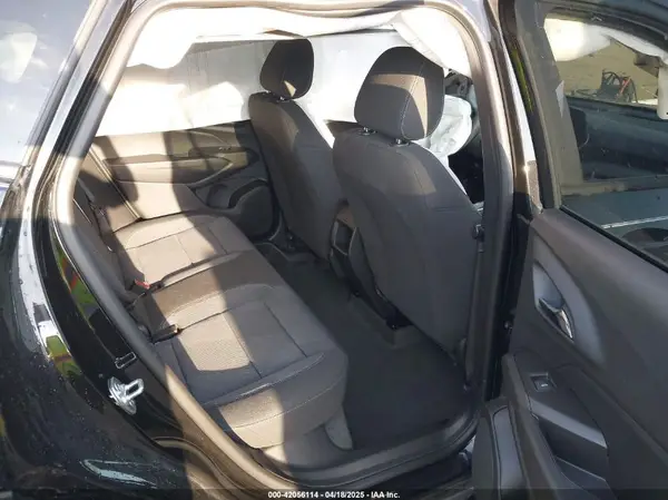 KL77LFEP1SC183504 2025 CHEVROLET TRAX - Image 8