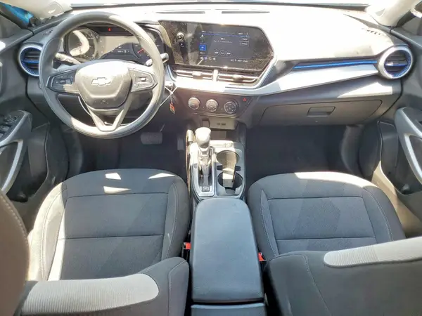 KL77LFEP1SC211950 2025 CHEVROLET TRAX - Image 8