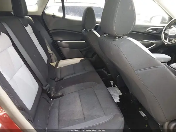 KL77LFEP1SC241756 2025 CHEVROLET TRAX - Image 8