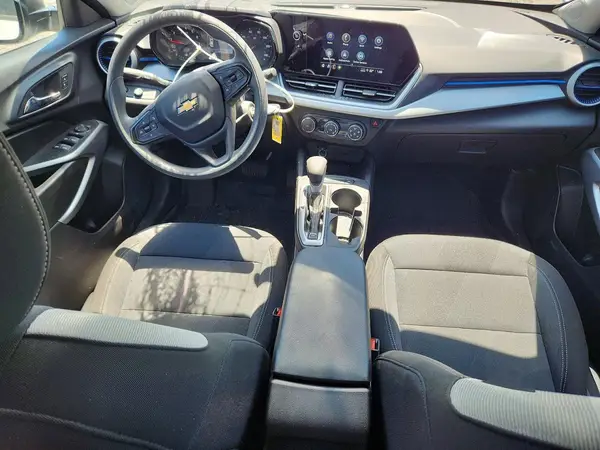 KL77LFEP1TC085283 2026 CHEVROLET TRAX - Image 8