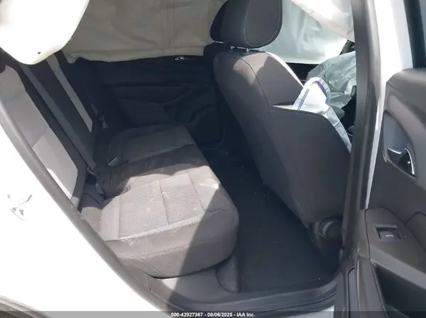 KL77LFEP2SC003723 2025 CHEVROLET TRAX - Image 8