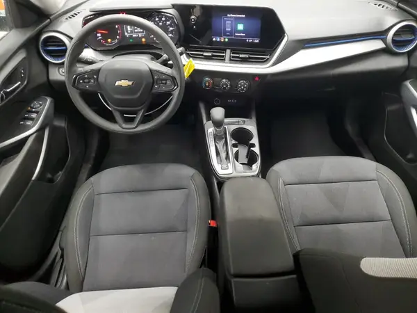 KL77LFEP2SC062366 2025 CHEVROLET TRAX - Image 8