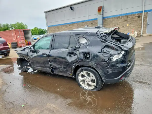KL77LFEP2SC077059 2025 CHEVROLET TRAX - Image 2