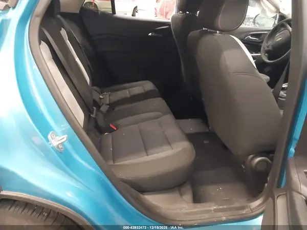 KL77LFEP2SC084500 2025 CHEVROLET TRAX - Image 8