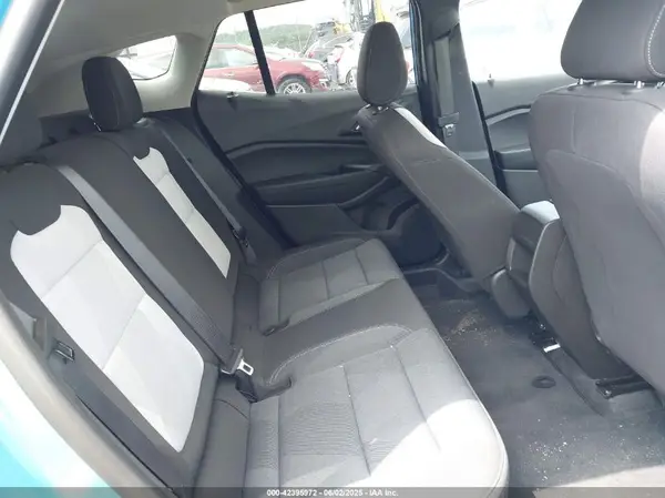 KL77LFEP2SC120458 2025 CHEVROLET TRAX - Image 8