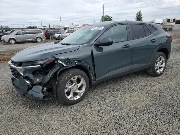 KL77LFEP2SC139284 2025 CHEVROLET TRAX - Image 1