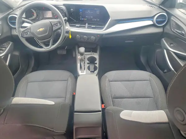 KL77LFEP2SC154979 2025 CHEVROLET TRAX - Image 8