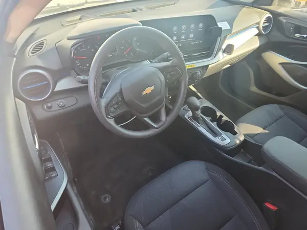 KL77LFEP2SC169191 2025 CHEVROLET TRAX - Image 8