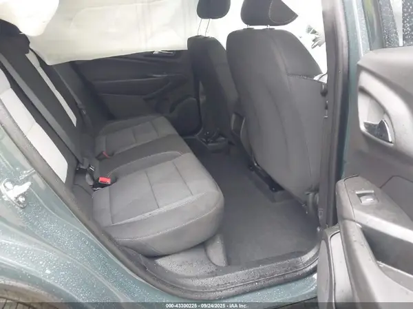 KL77LFEP2SC309806 2025 CHEVROLET TRAX - Image 8