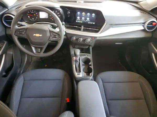 KL77LFEP2TC043236 2026 CHEVROLET TRAX - Image 8