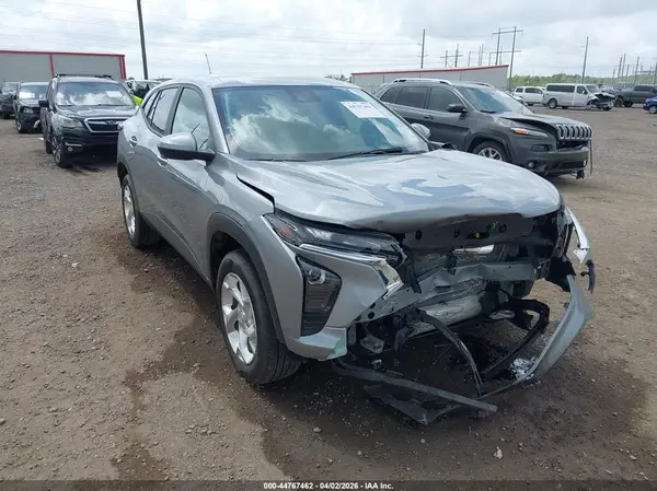 KL77LFEP3SC004363 2025 CHEVROLET TRAX - Image 1