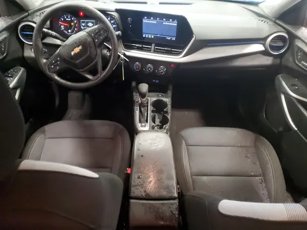 KL77LFEP3SC031322 2025 CHEVROLET TRAX - Image 8