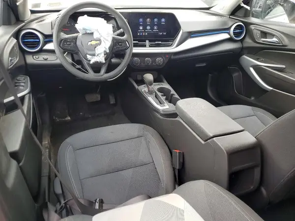 KL77LFEP3SC032289 2025 CHEVROLET TRAX - Image 8