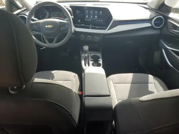KL77LFEP3SC049416 2025 CHEVROLET TRAX - Image 8