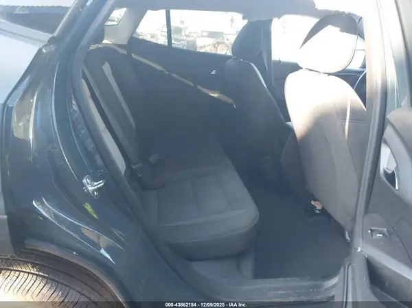 KL77LFEP3SC068192 2025 CHEVROLET TRAX - Image 8