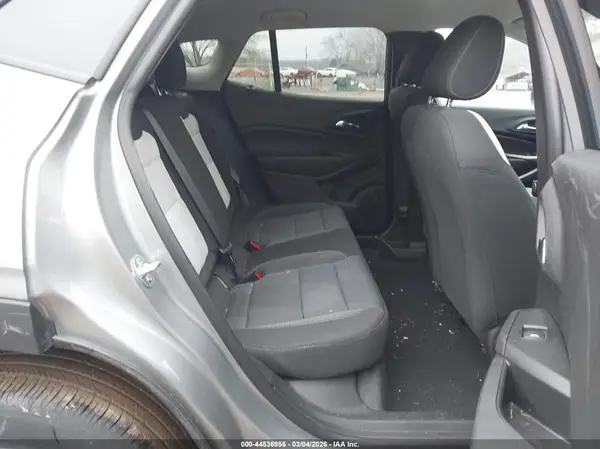 KL77LFEP3SC135017 2025 CHEVROLET TRAX - Image 8