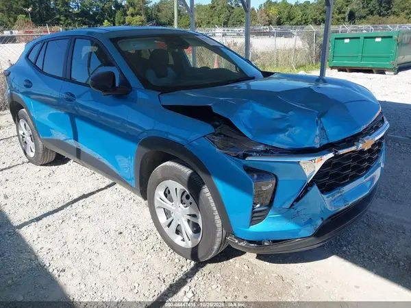 KL77LFEP3SC156322 2025 CHEVROLET TRAX - Image 1