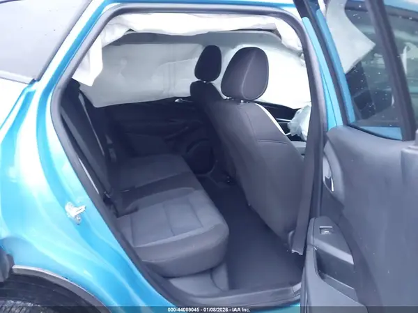 KL77LFEP3SC177641 2025 CHEVROLET TRAX - Image 8