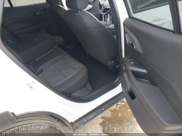 KL77LFEP3SC316361 2025 CHEVROLET TRAX - Image 8