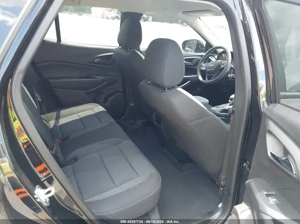 KL77LFEP3TC036456 2026 CHEVROLET TRAX - Image 8