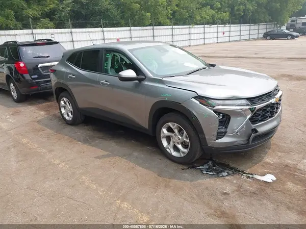 KL77LFEP3TC079145 2026 CHEVROLET TRAX - Image 1