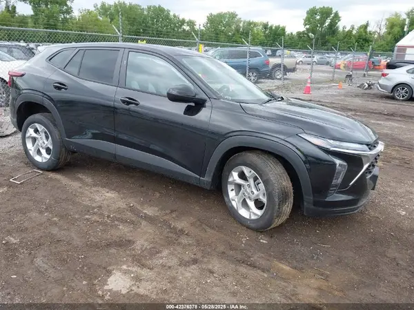 KL77LFEP4SC130652 2025 CHEVROLET TRAX - Image 1