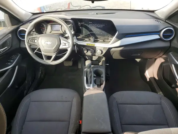 KL77LFEP4SC206015 2025 CHEVROLET TRAX - Image 8