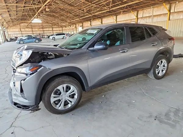 KL77LFEP4SC213658 2025 CHEVROLET TRAX - Image 1