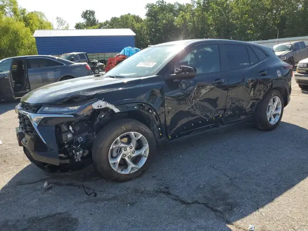 KL77LFEP4SC262293 2025 CHEVROLET TRAX - Image 1
