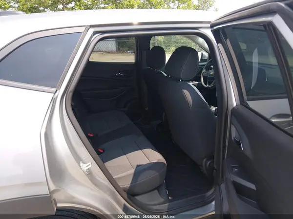 KL77LFEP4TC010982 2026 CHEVROLET TRAX - Image 8