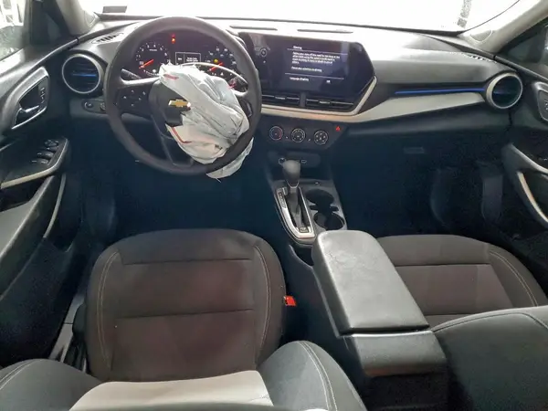 KL77LFEP5SC000170 2025 CHEVROLET TRAX - Image 8