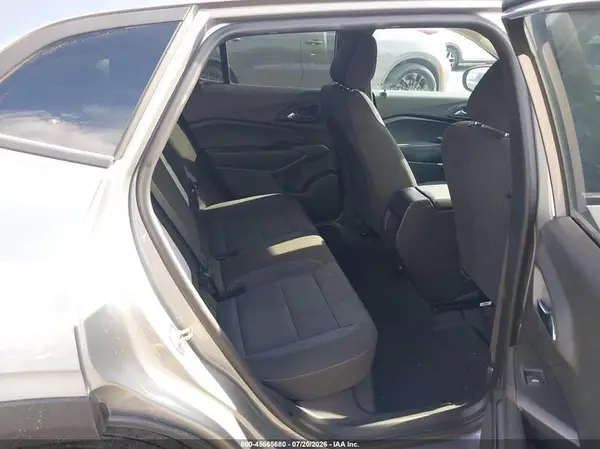KL77LFEP5SC062751 2025 CHEVROLET TRAX - Image 8