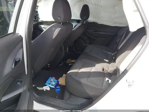 KL77LFEP5SC129297 2025 CHEVROLET TRAX - Image 8