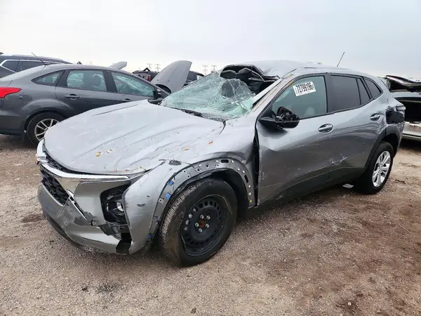 KL77LFEP5SC317690 2025 CHEVROLET TRAX - Image 1