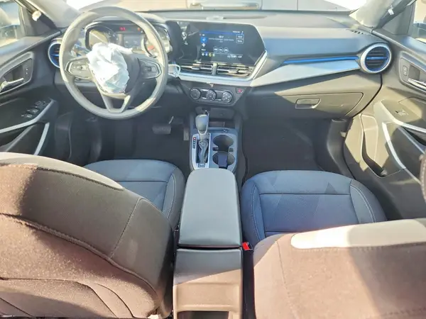 KL77LFEP5TC003152 2026 CHEVROLET TRAX - Image 8