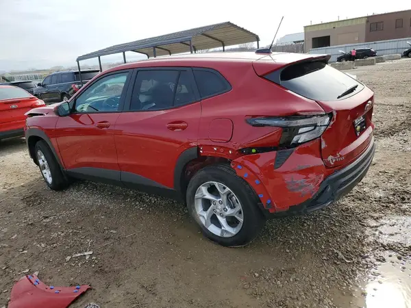 KL77LFEP5TC011638 2026 CHEVROLET TRAX - Image 2